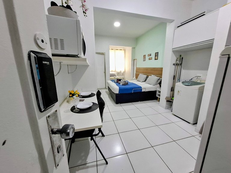 Copacabana Must - 3 guests, beach and comfort!