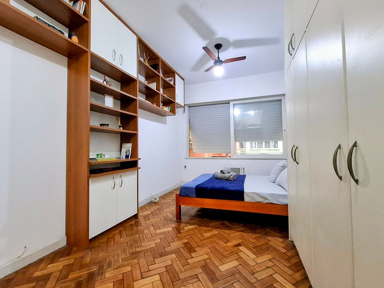 Copacabana: Conforto, Praia e Tranquilidade para 5