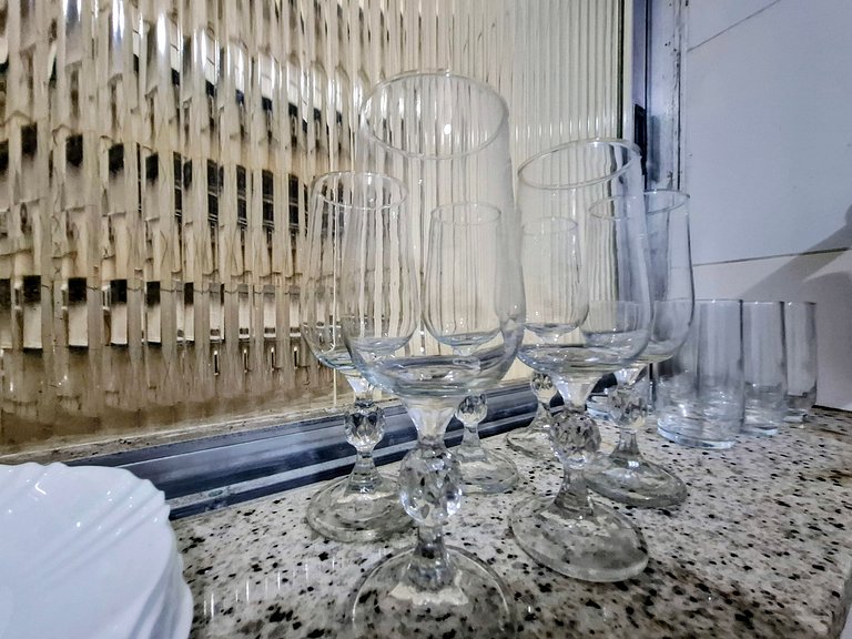 Copacabana: Conforto, Praia e Tranquilidade para 5