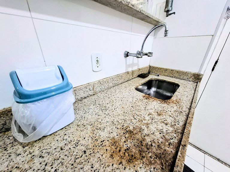 Copacabana: Conforto, Praia e Tranquilidade para 5