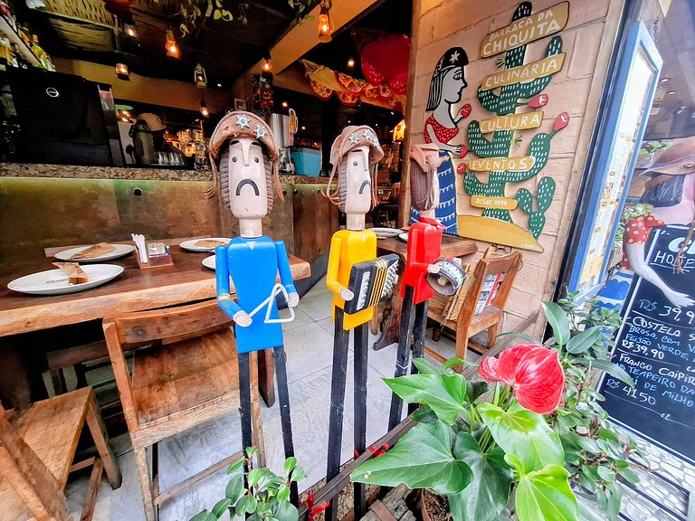 Copacabana: Conforto, Praia e Tranquilidade para 5