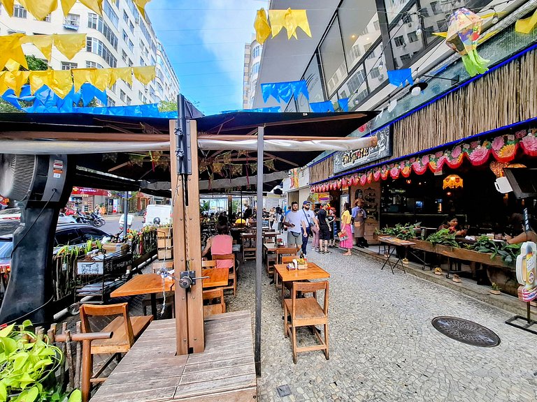 Copacabana: Conforto, Praia e Tranquilidade para 5