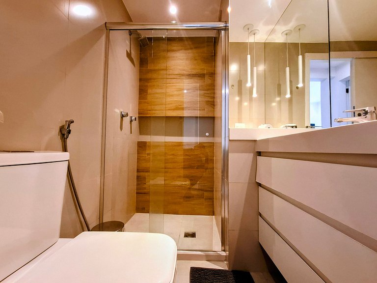 Barra Max - Garagem, Praia e Conforto - 5 hospedes