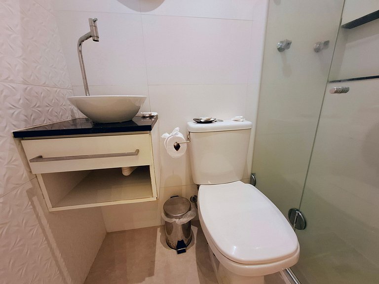 Barra Max - Garagem, Praia e Conforto - 5 hospedes