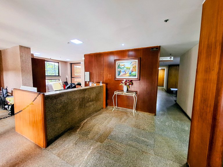 Barra Max - Garagem, Praia e Conforto - 5 hospedes