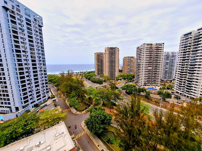 Barra Max - Garagem, Praia e Conforto - 5 hospedes