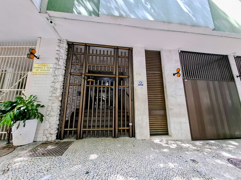 Copacabana: Família, praia e conforto | 6 pessoas