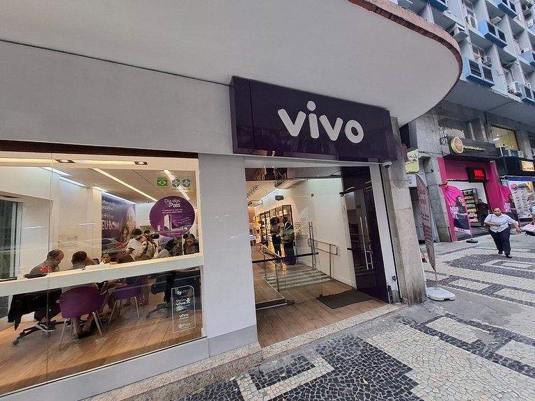 Visto Americano: 3 Hóspedes, Suporte e Copacabana