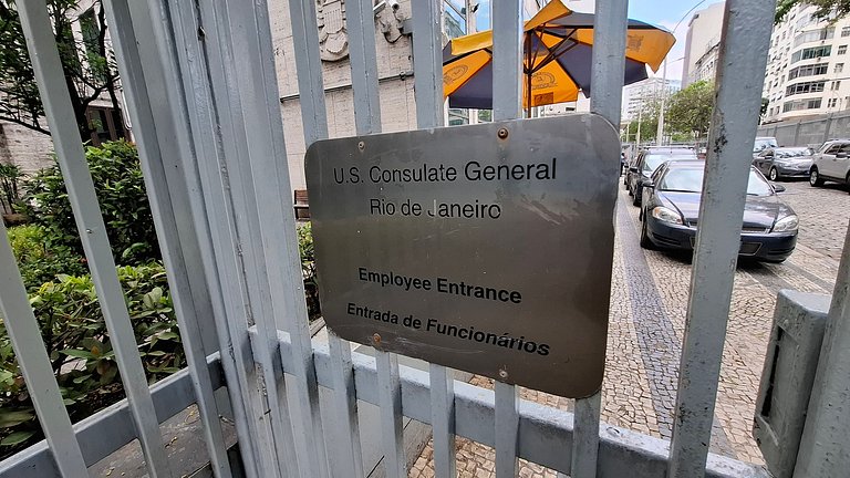 Visto Americano: 3 Hóspedes, Suporte e Copacabana