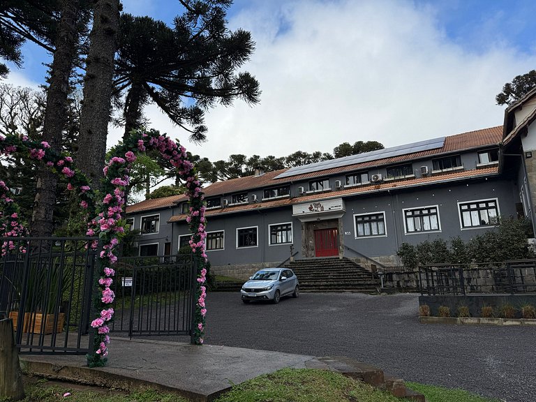 Visada de Laguna: 3 Huéspedes, Ocio, família