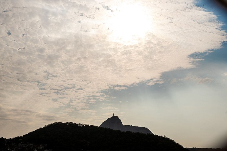 Copacabana: Playa, Comodo y Práctico | 4 Huéspedes