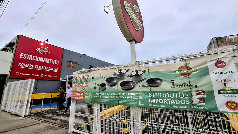 Cabo Frio: Praia, conforto e estilo para 9 pessoas