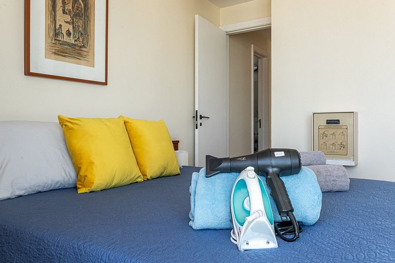 Leblon: beach and parking, accommodates 4 guests