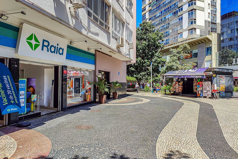 Leblon: Garagem, Piscina e Portaria 24!