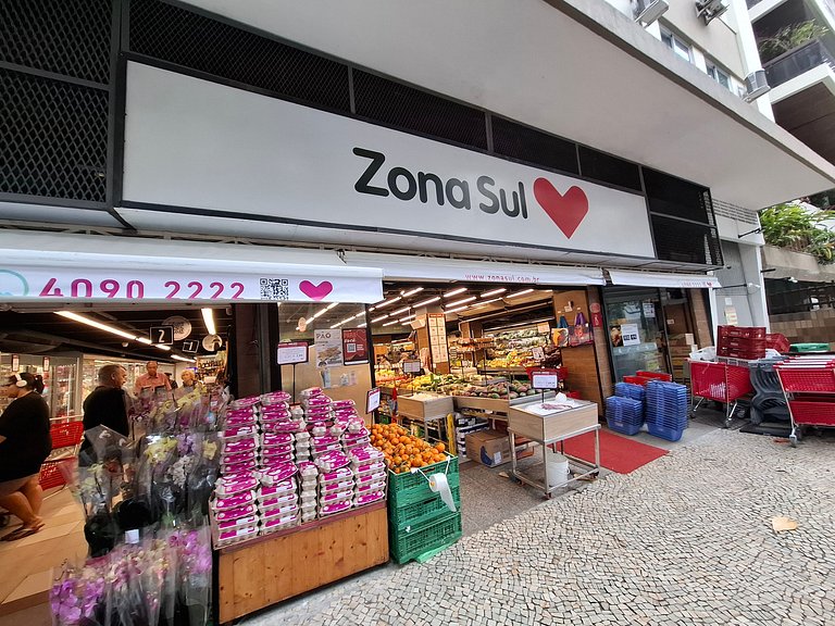 Leblon: Beach, Pool and Garage | 4 Guests