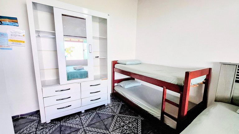 Suite Familia – Familia y Amigos: 6 Huéspedes