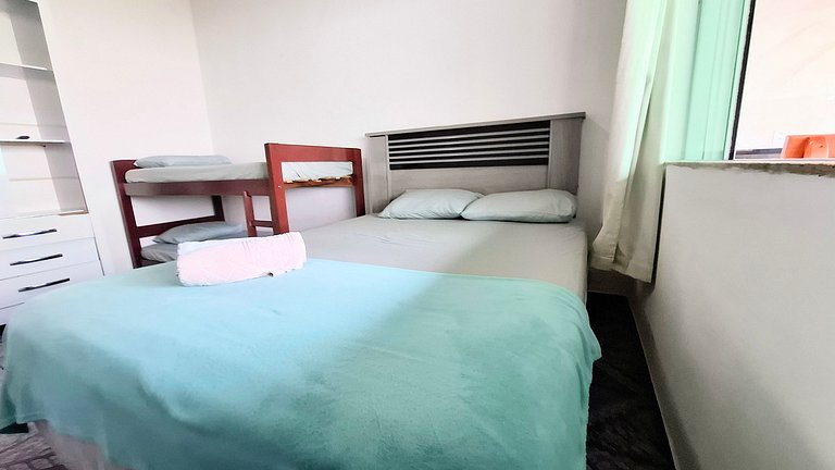 Suite Familia – Familia y Amigos: 6 Huéspedes