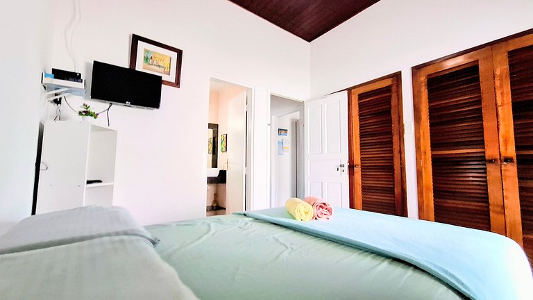 Family Suite – Family and Friends: 6 Guests