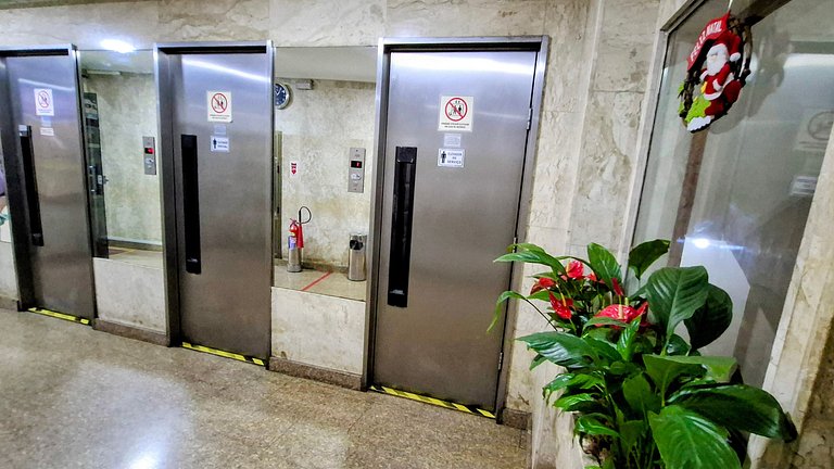 Copacabana: aconchego , Perto do Metrô