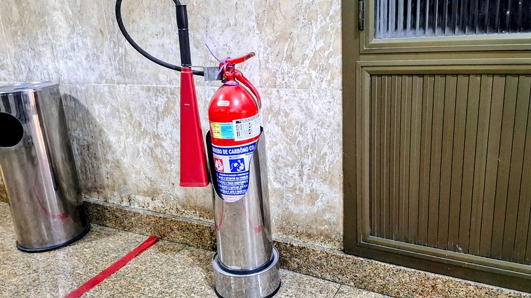 Copacabana: Pet-Friendly, Perto do Metrô