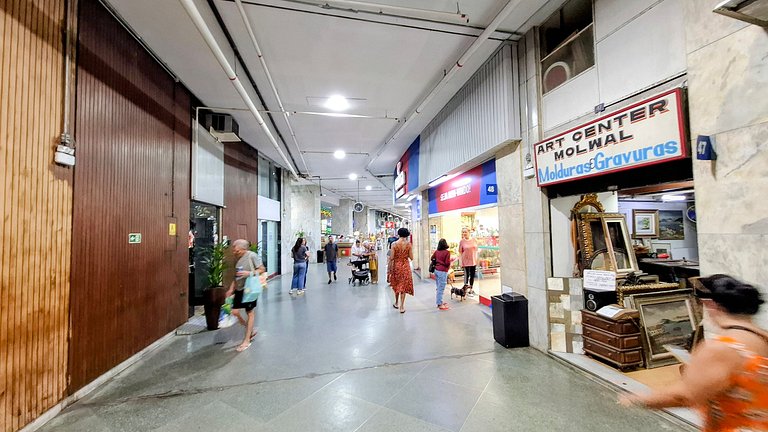 Copacabana: Pet-Friendly, Perto do Metrô