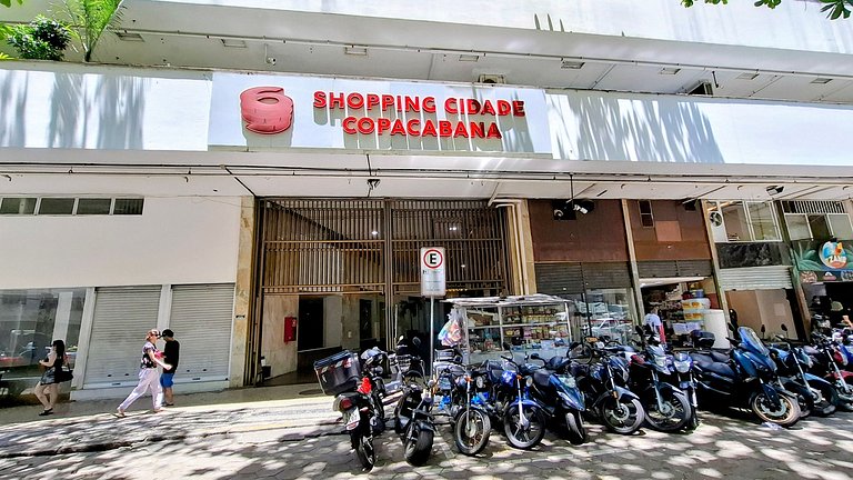 Copacabana: aconchego , Perto do Metrô