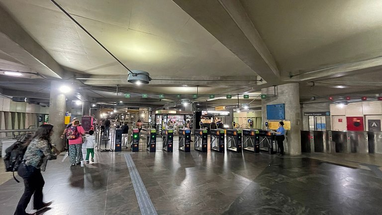 Copacabana: Pet-Friendly, Perto do Metrô