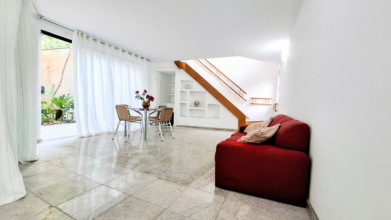 Cosme Velho: Luxo e Piscina para 8 Pessoas