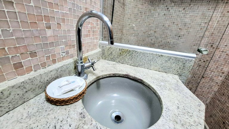 Cosme Velho: Luxo e Piscina para 8 Pessoas