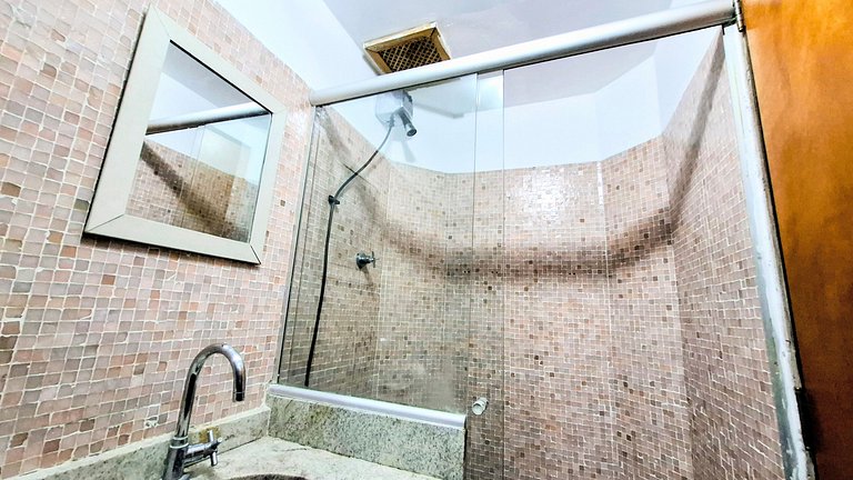 Cosme Velho: Luxo e Piscina para 8 Pessoas