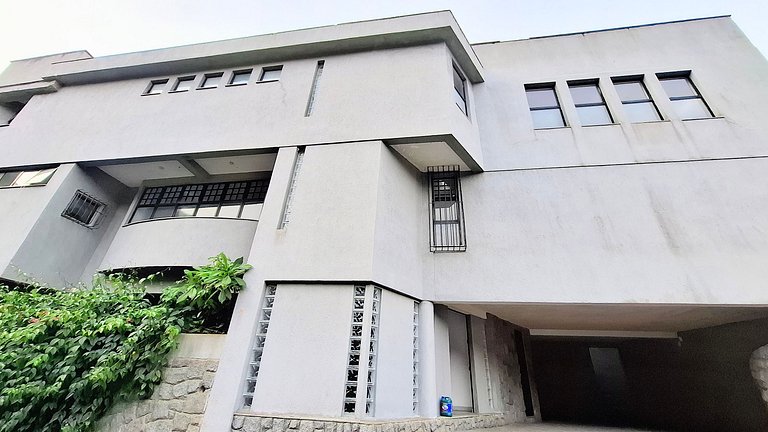 Cosme Velho: Luxo e Piscina para 8 Pessoas