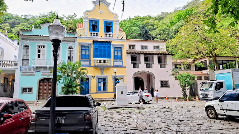 Cosme Velho: Luxury Mansion with Pool for 8 People