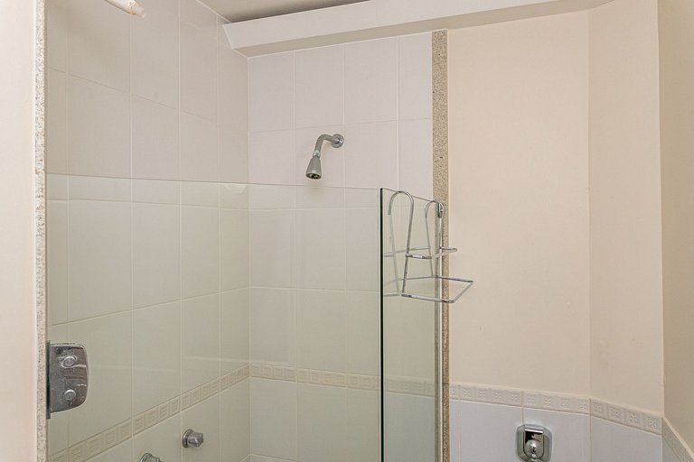 Apartment in Copacabana: Comfort and Beach