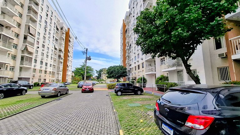 Anil: Perto da Barra, Infra e Lazer para 4