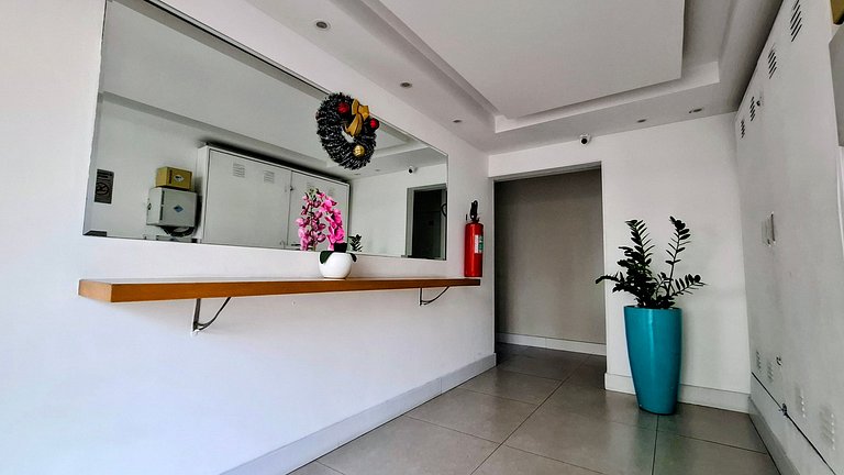 Anil: Perto da Barra, Infra e Lazer para 4