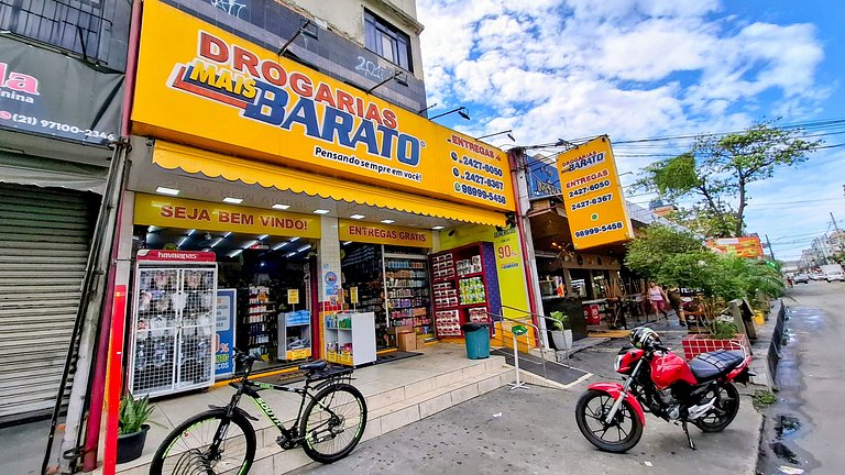 Anil: Perto da Barra, Infra e Lazer para 4