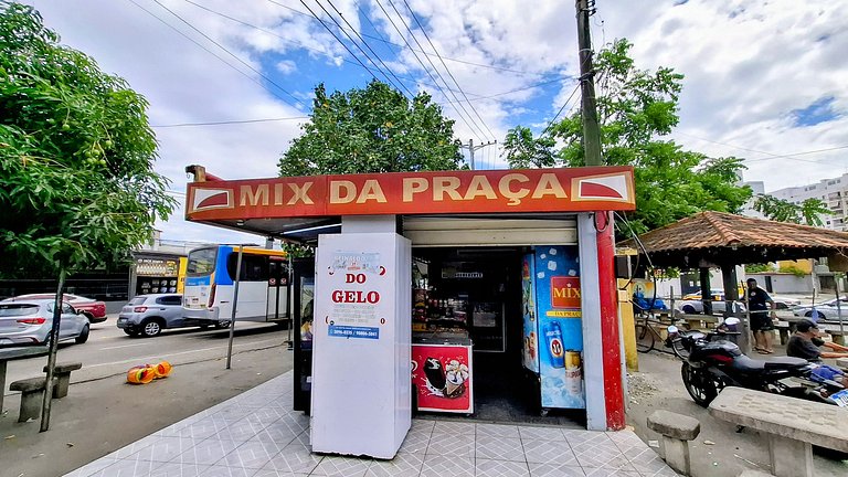 Anil: Perto da Barra, Infra e Lazer para 4