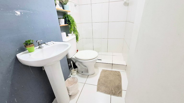 Copacabana: Pet-Friendly, Beach, 3 Guests