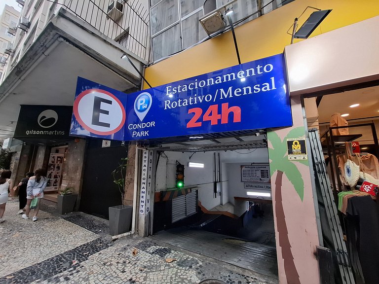 Apto em Copacabana: Metrô + Praia