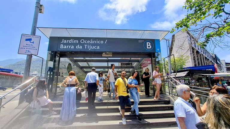 Barra da Tijuca: Sofisticado e Amplo para 6