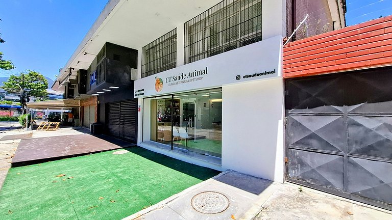 Barra da Tijuca: Sophisticated and Spacious for 6