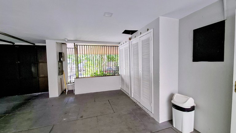 Barra da Tijuca: Sophisticated and Spacious for 6