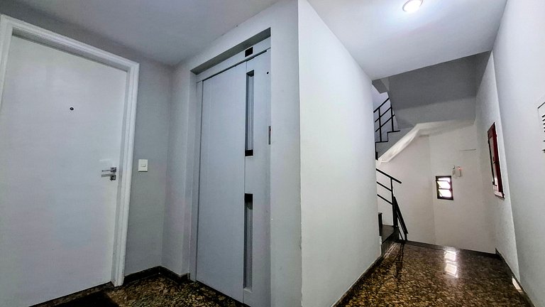 Barra da Tijuca: Sophisticated and Spacious for 6