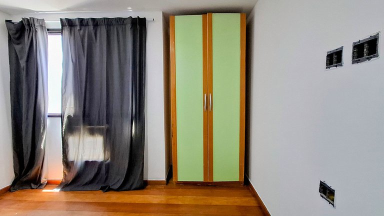 Barra da Tijuca: Sophisticated and Spacious for 6