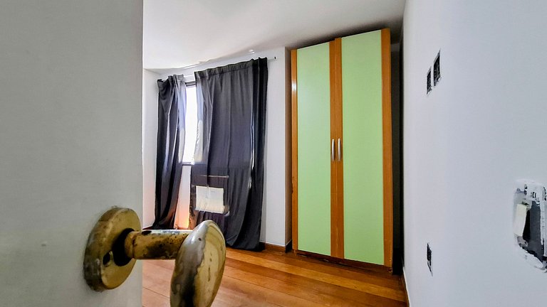 Barra da Tijuca: Sophisticated and Spacious for 6