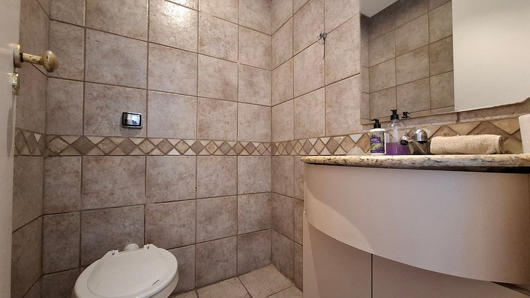 Barra da Tijuca: Sophisticated and Spacious for 6