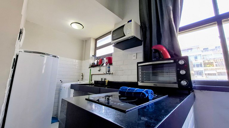 Apartamento de 1 quarto na Av. Nossa Senhora de Copacabana