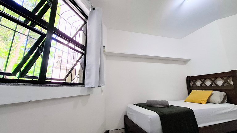 Cosme Velho: Luxo e Piscina para 8 Pessoas