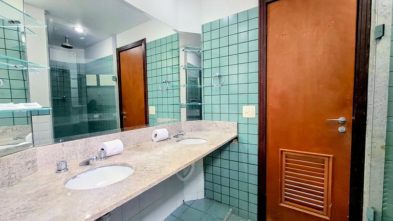 Cosme Velho: Luxo e Piscina para 8 Pessoas