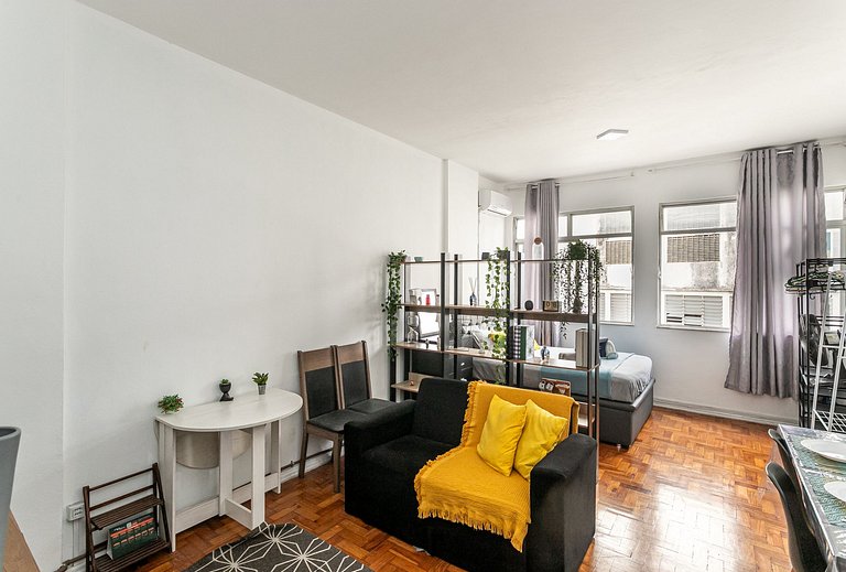 Lapa: Comfort, Near Subway | Sleeps 4